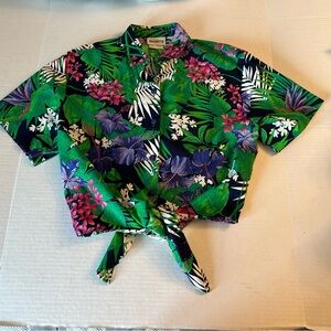 Vintage ‘80’s Tie front cropped shirt bold tropical pattern Paquette size Medium
